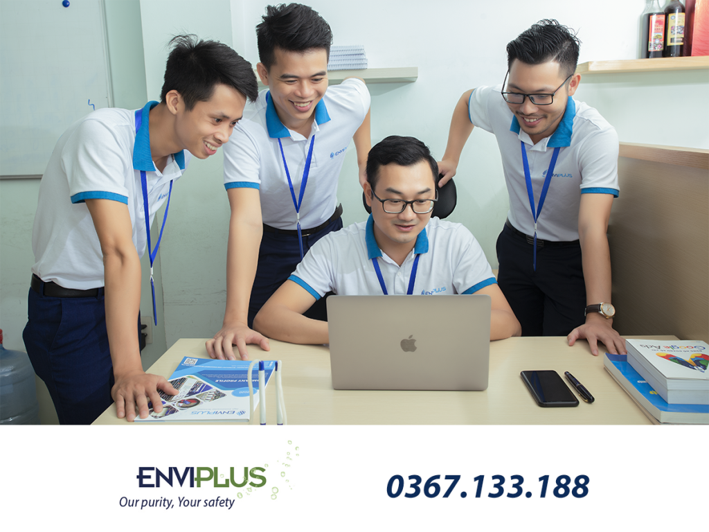 Tập thể Enviplus tại Văn phòng công ty