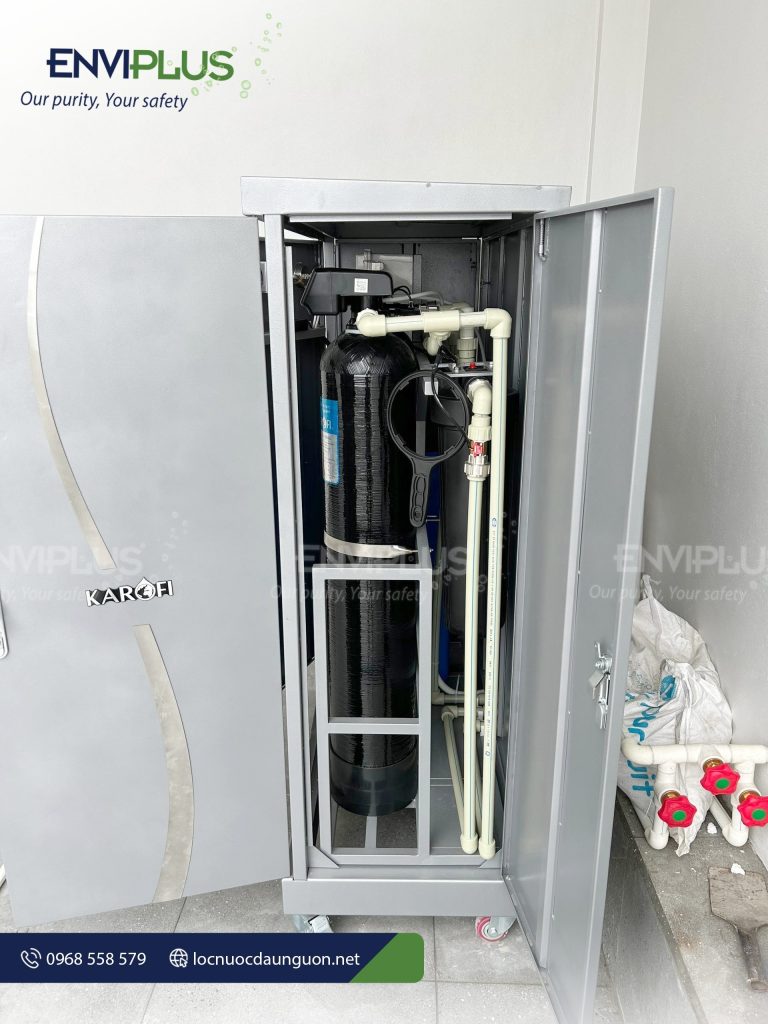 Lắp đặt lọc tổng Karofi KTF-552