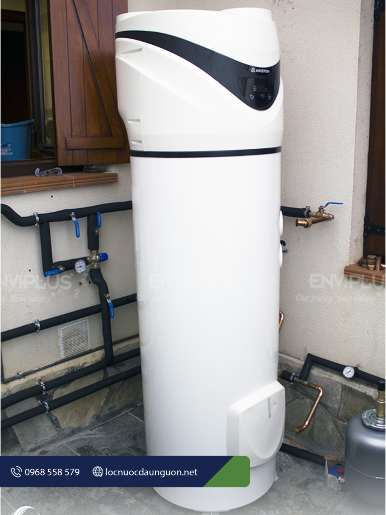 Lắp đặt máy Heat pump Ariston